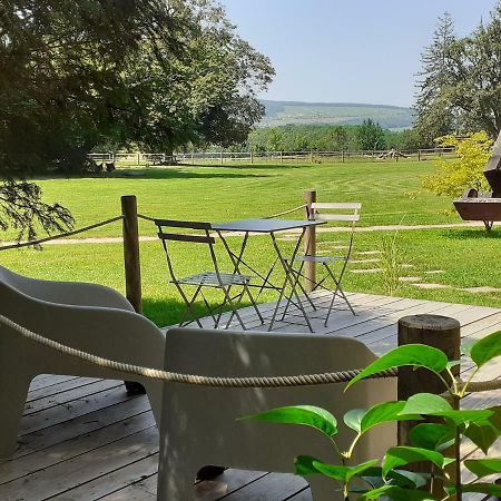 Cabane Aligote Saint-Albain Экстерьер фото