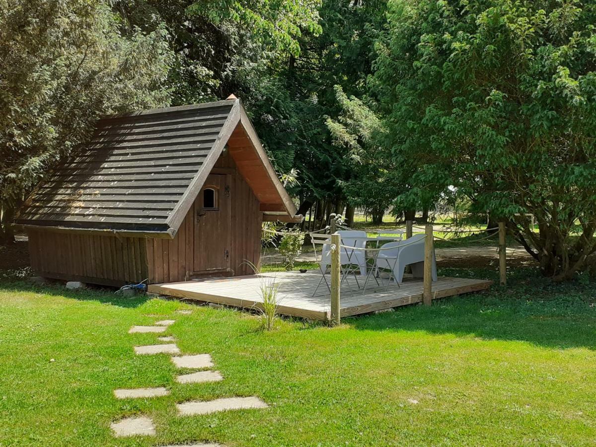 Cabane Aligote Saint-Albain Экстерьер фото